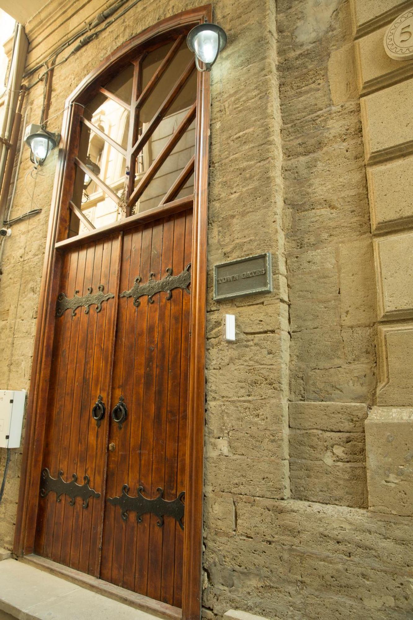 Town Gates Hotel Баку Екстериор снимка